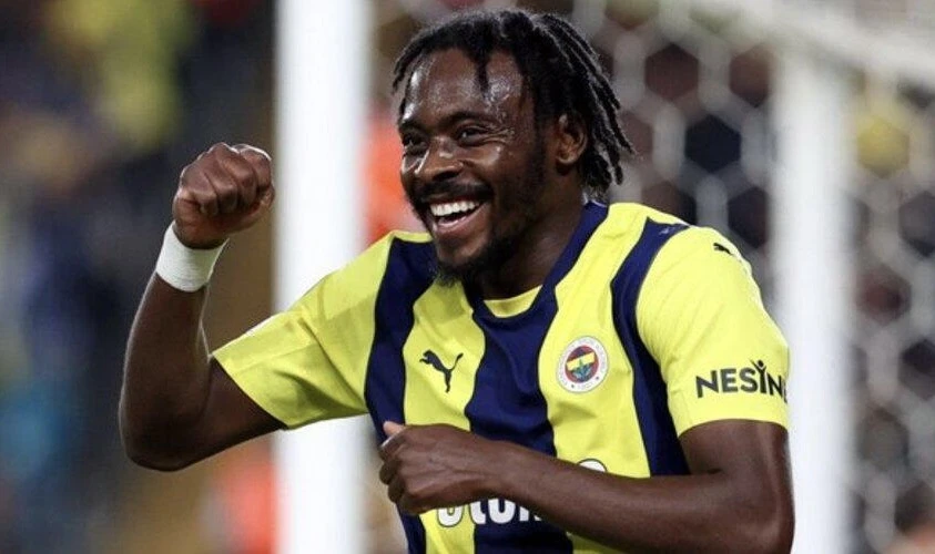 “Fənər” nigeriyalı müdafiəçini komandada saxlayacaq