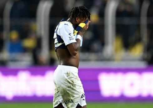 “Fənərbağça” klubunun aparıcı futbolçusu bir aydan çox oynamayacaq