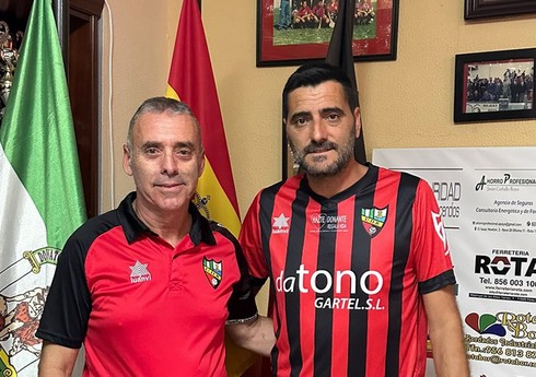 "Fənərbağça"nın 43 yaşlı sabiq futbolçusunun yeni klubu bəlli olub