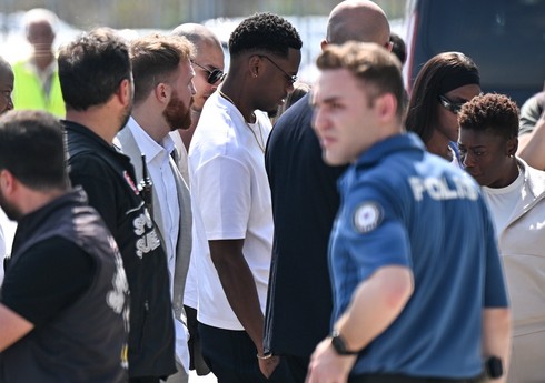 "Fənərbağça"nın anlaşdığı futbolçu İstanbula gəlib