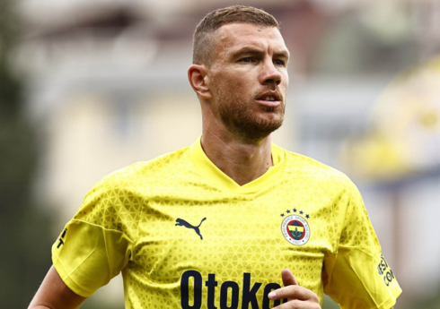 "Fənərbağça"nın daha bir futbolçusunun əli sınıb