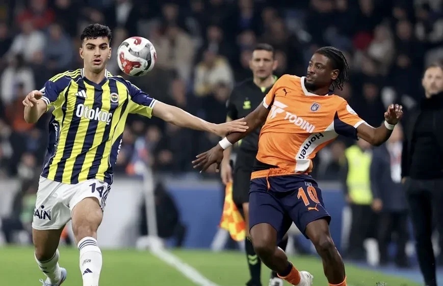 “Fənərbaxça” “Başakşəhər”lə görüşdən 1 xalla qayıdıb