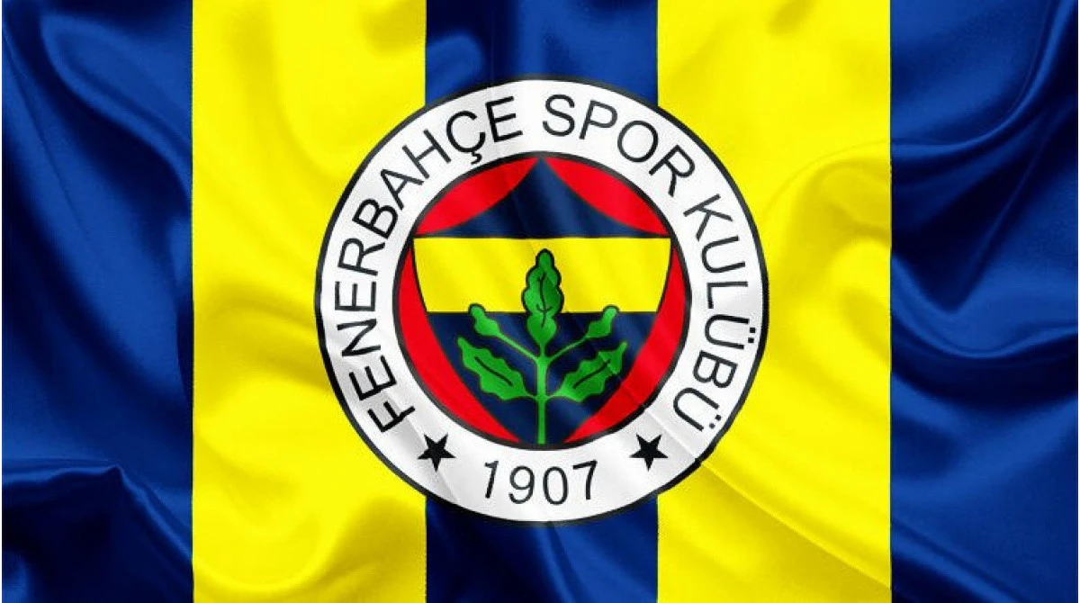 “Fənər”in iki futbolçusu komandadan kənarlaşdırılıb