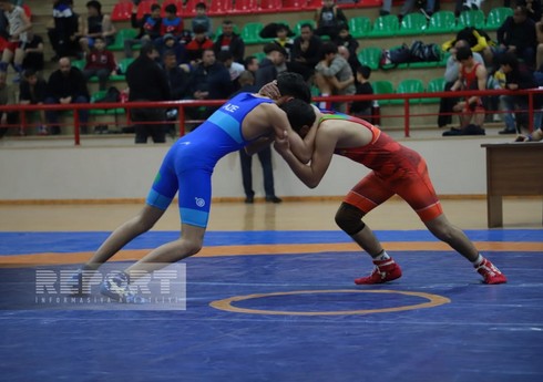 Güləş üzrə Naxçıvan birinciliyində 76 idmançı mübarizə aparıb