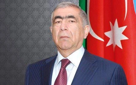 Həndbolda maaş skandalı: Saleh Məmmədov pul ayırmır