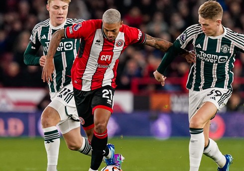 İngiltərə Premyer Liqası: “Mançester Yunayted” autsayderlə matçdan qalib ayrılıb