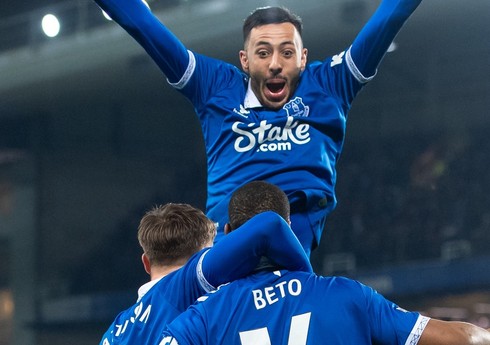 İngiltərə Premyer Liqası: “Tottenhem” məğlub olaraq “Siti”yə çatmaq fürsətini buraxıb, “Nyukasl” darmadağın edilib