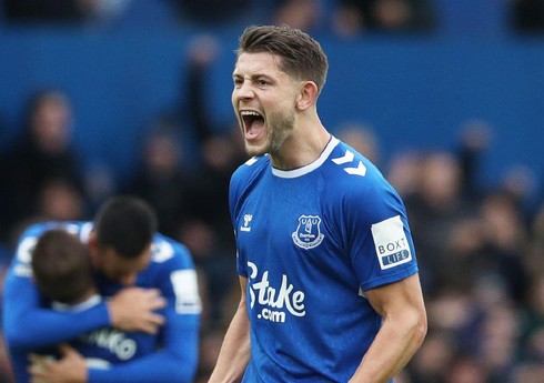 İngiltərəli müdafiəçi Premyer Liqada bütün matçlarda sonadək iştirak edən yeganə oyunçu olub