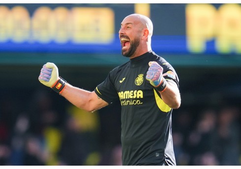 İspaniya klubu 41 yaşlı qapıçı ilə yolları ayırıb