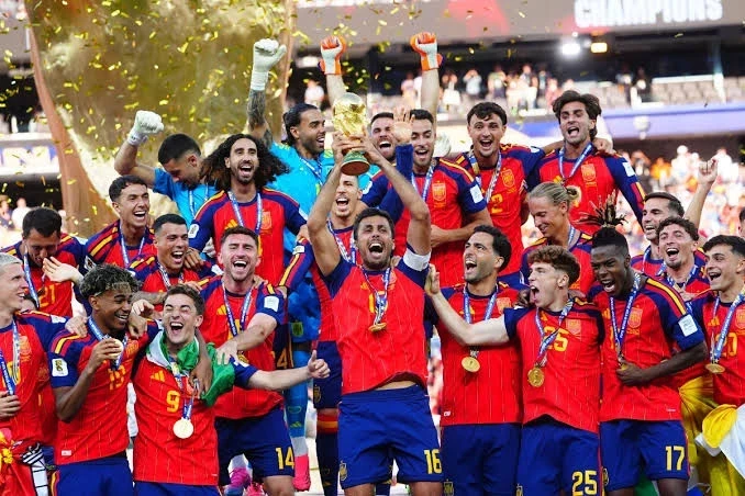 İspaniyanın mükafatı bəlli olub