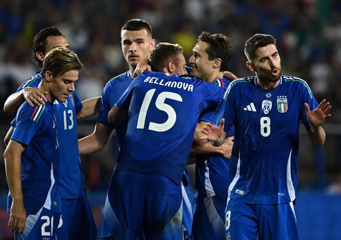 İtaliya Avropa çempionatlarında ardıcıl 10-cu matçda uduzmayıb