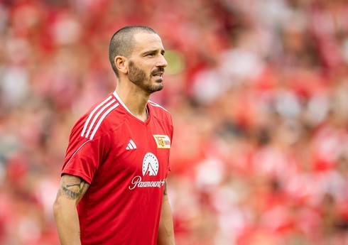 İtaliyalı məşhur futbolçu mövsümün sonunda karyerasını başa vurur