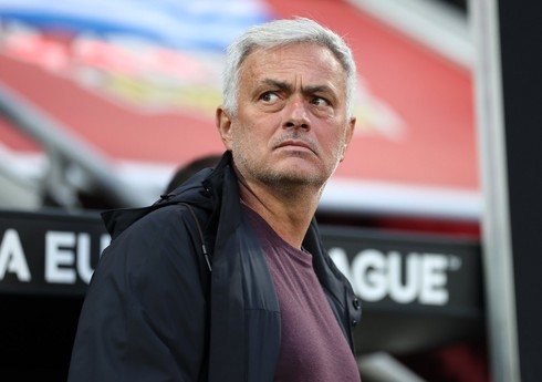 Joze Mourinyo "Barselona"nın baş məşqçisi ola bilər