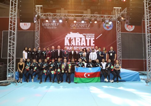 Karate federasiyası ilin yekunları ilə bağlı hesabat verib