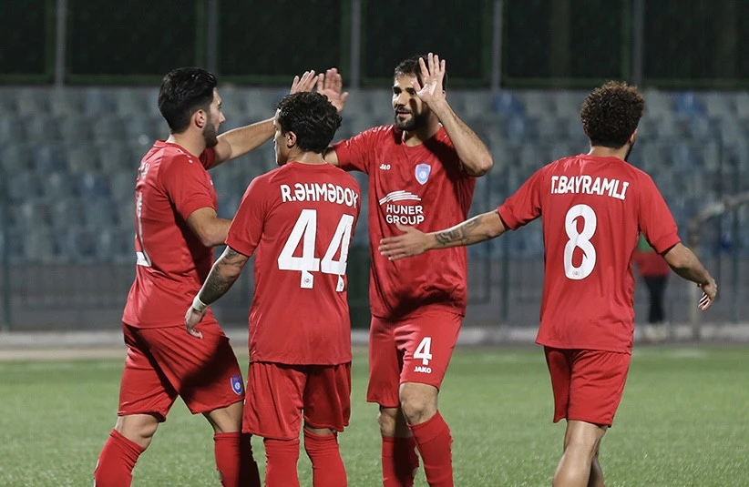 “Karvan-Yevlax“ “Turan Tovuz”a qarşı - Heyətlər - YENİLƏNİR