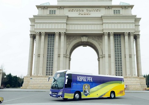 "Kəpəz" futbol klubunun yeni avtobusu təqdim olunub