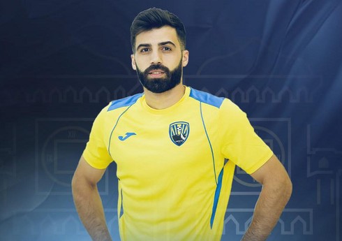 "Kəpəz" futbolçusu ilə müqavilə müddətini uzadıb