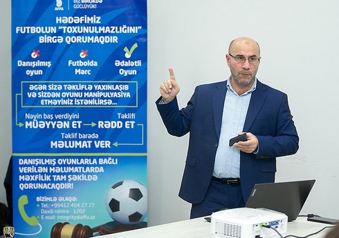 “Kəpəz”in aşağı yaş qruplarından ibarət komandalarına danışılmış oyunlarla bağlı seminar keçirilib
