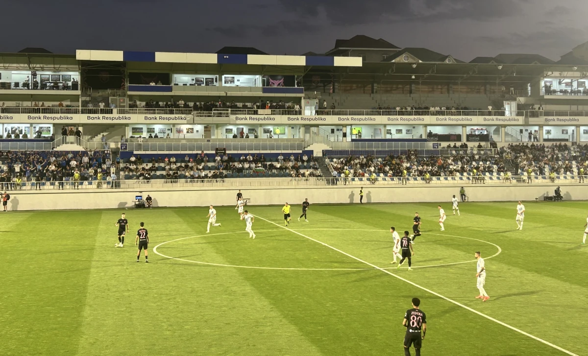 KL: "Levski" hesabı açdı - YENİLƏNİR