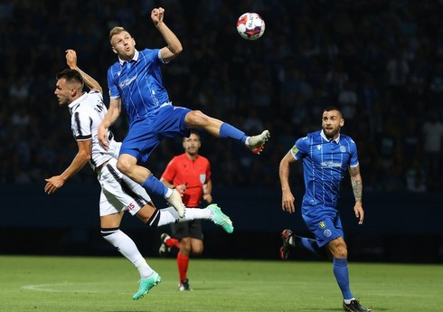 Konfrans Liqası: “Neftçi” - “Jelezniçar” oyununda ikinci hissə başlayıb - YENİLƏNİB-4