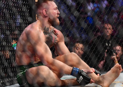 Konor Makqreqor qadına hücum etməkdə ittiham olunur