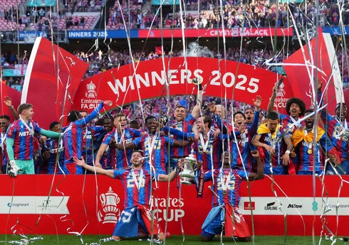 “Kristal Pelas” “Liverpul”u məğlub edərək İngiltərə Superkubokunu qazanıb