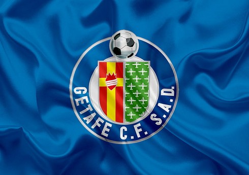 La Liqa klubu irqçiliyə görə cərimələnib