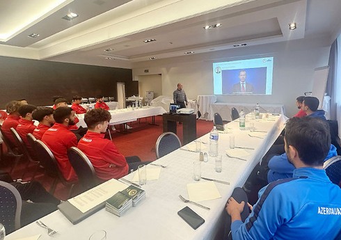 Lüksemburqda Azərbaycan millisinin üzvlərinə danışılmış oyunlarla bağlı seminar keçirilib