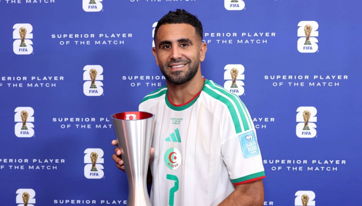 Mahrez dubl etdi - Oyunun ən yaxşısı seçildi
