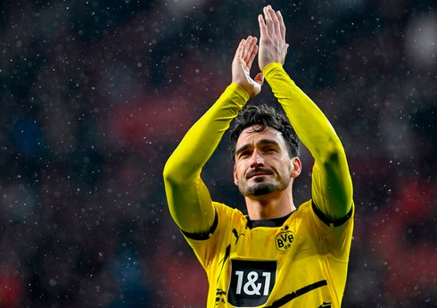 Mats Hummels Çempionlar Liqasında həftənin futbolçusu seçilib