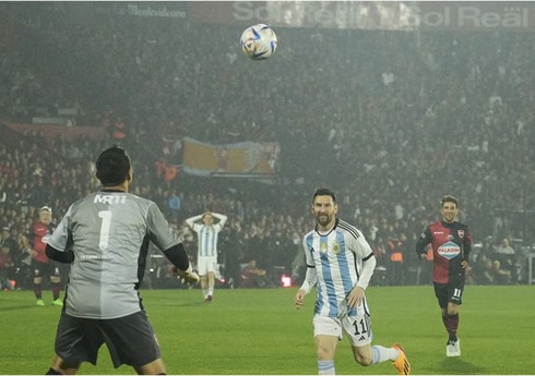 Messi doğum günündə het-trik edib
