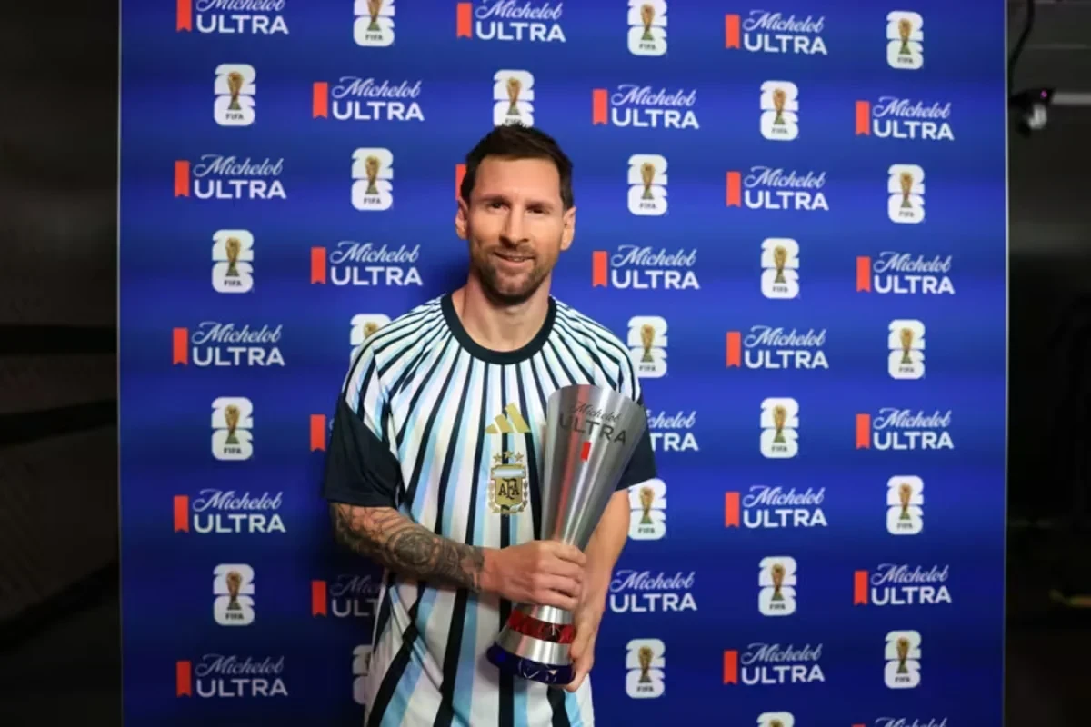 Messi ən yaxşı seçildi: HET-TRİKLƏ