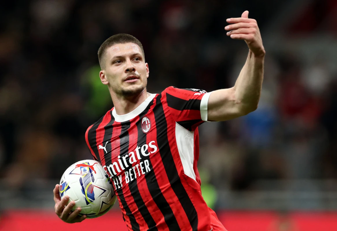 “Milan”da ayrılıq