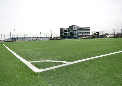 Milli Komandaların Təlim-Məşq Mərkəzində ot örtüyünün yenilənməsi işləri yekunlaşıb