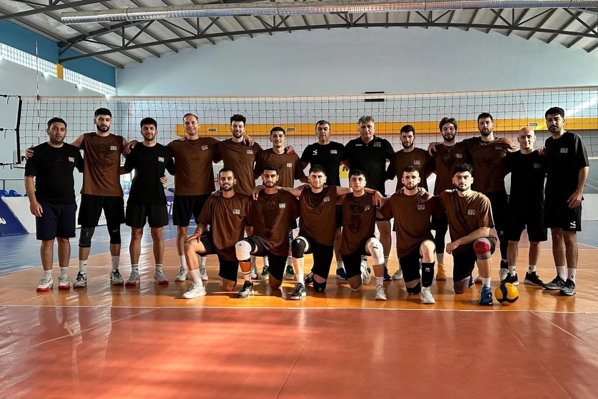 Millimiz Avropa Gümüş Liqasına hazırlıqlarını davam etdirir