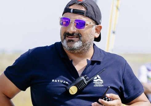 Millinin məşqçisi Azərbaycanı ilk dəfə beynəlxalq yarışda hakim kimi təmsil edib