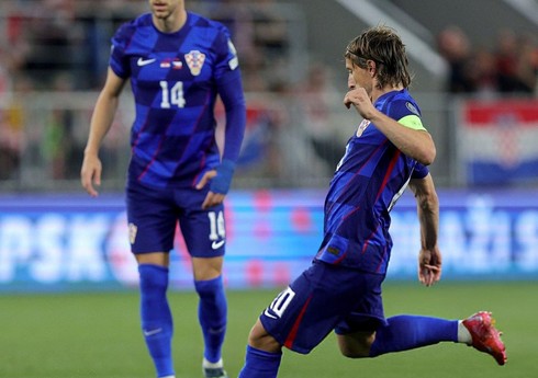 Modriç dünya çempionatının seçmə mərhələsində qol vuran ən yaşlı futbolçu olub