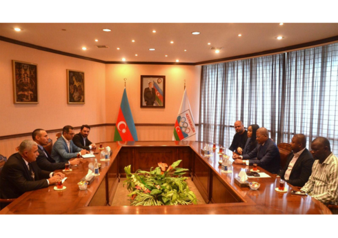 MOK-un baş katibi Konqo Demokratik Respublikasının idman və mədəniyyət naziri ilə görüşüb