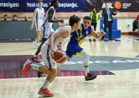 "Neftçi" Azərbaycan çempionatında 11-ci qələbəsini qazanıb  