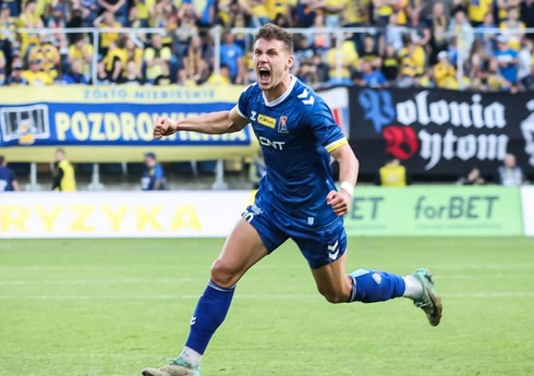 "Neftçi" və "Qarabağ" eyni hücumçu ilə maraqlanır