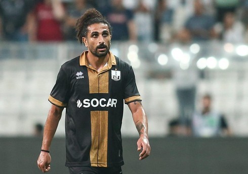 “Neftçi”dən ayrılan futbolçu Rumıniya klubuna keçə bilər