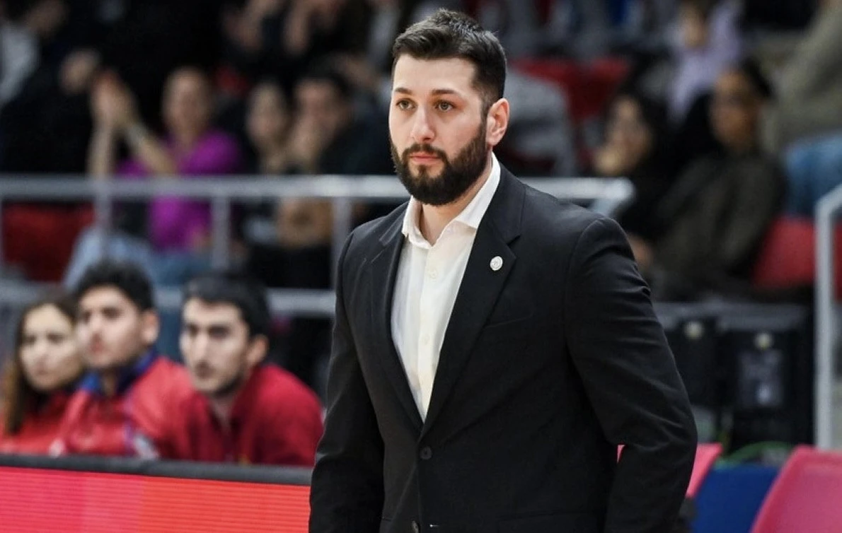 “Neftçi”nin baş məşqçisi: “Komandamın belə oyunun gördükdə çox sevinirəm”