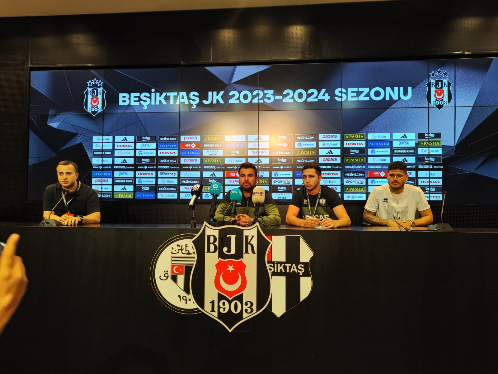 “Neftçi”nin futbolçusu: "Çalışacağıq ki, eyni səhvləri etməyək"