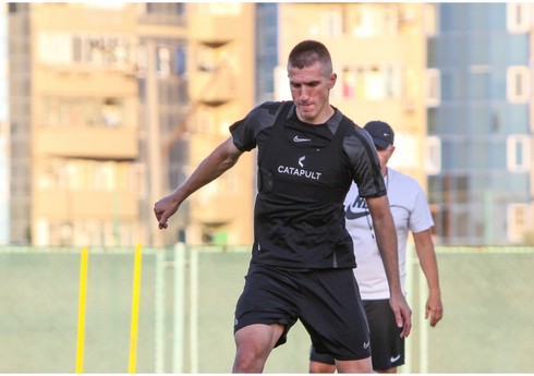 "Neftçi"nin legioneri: "Hər mövsüm komandada xeyli dəyişiklik olur"