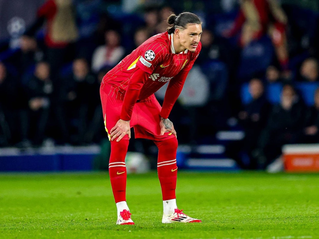 Nunesin "Napoli"yə keçidi təhlükə altındadır