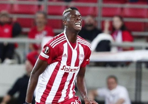 "Olimpiakos"un futbolçusu "Qarabağ"la oyundan sonra azarkeşləri söyüb