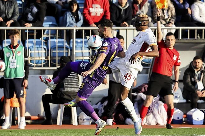 Osimhen rekordunu "Qalatasaray"da təkrarlayıb