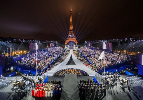 Paris-2024: Açılış mərasimindən narazı qalan tamaşaçı bilet pulunun geri qaytarılmasını tələb edib