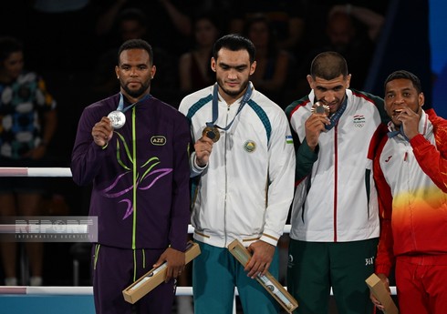 Paris-2024: Azərbaycan boksçusu gümüş medal qazanıb