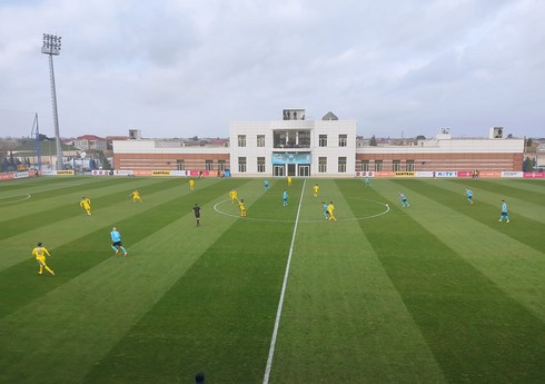 Premyer Liqa: İlin son matçında dörd qol vurulub, dörd qırmızı vərəqə göstərilib